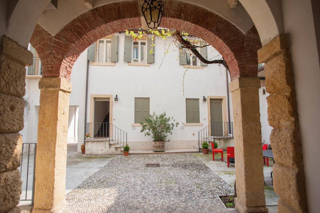 Апартаменты Italianflat - La Vigna In Citta Верона Экстерьер фото